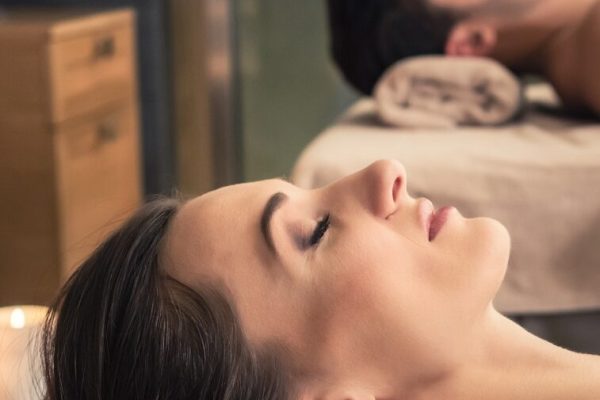 Masaje para parejas en Oxygen Sports & Wellness club
